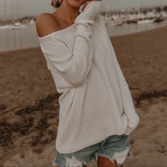 LAST PAIR‼️ Weekender Destructive Denim - Picture 4 of 8